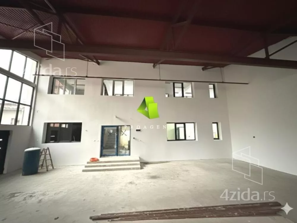 Poslovni prostor | 4zida