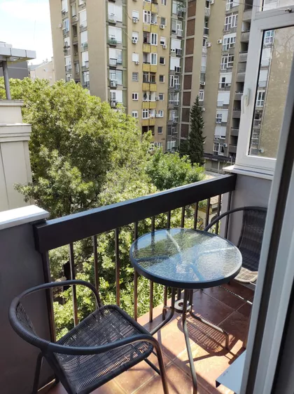 Vukov Spomenik | 4zida.rs