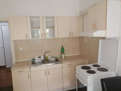 Hadži Ruvimova | 4zida.rs