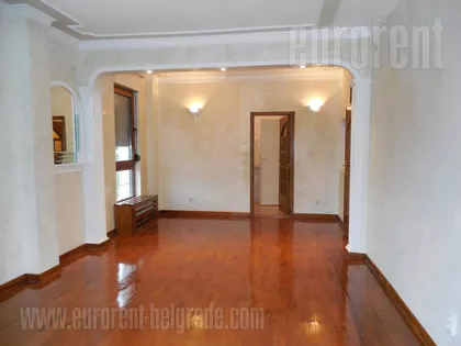 BANOVO BRDO | 4zida.rs