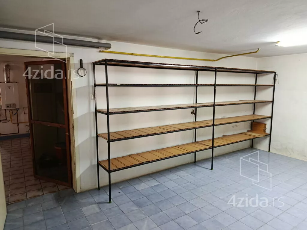 3-etažna kuća | 4zida
