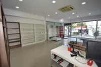 Lokal | 4zida