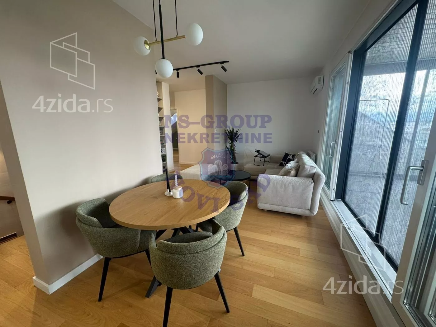 Četvorosoban stan | 4zida