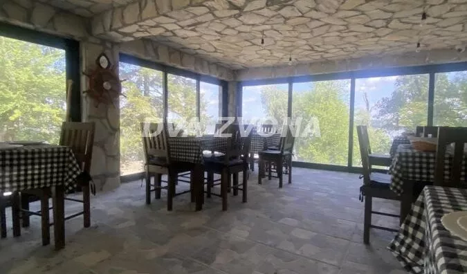 Ugostiteljski objekat | 4zida