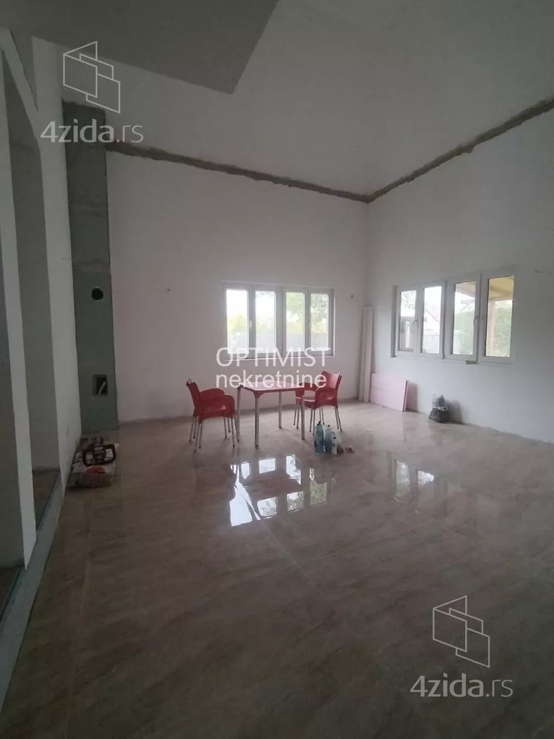 3-etažna kuća | 4zida