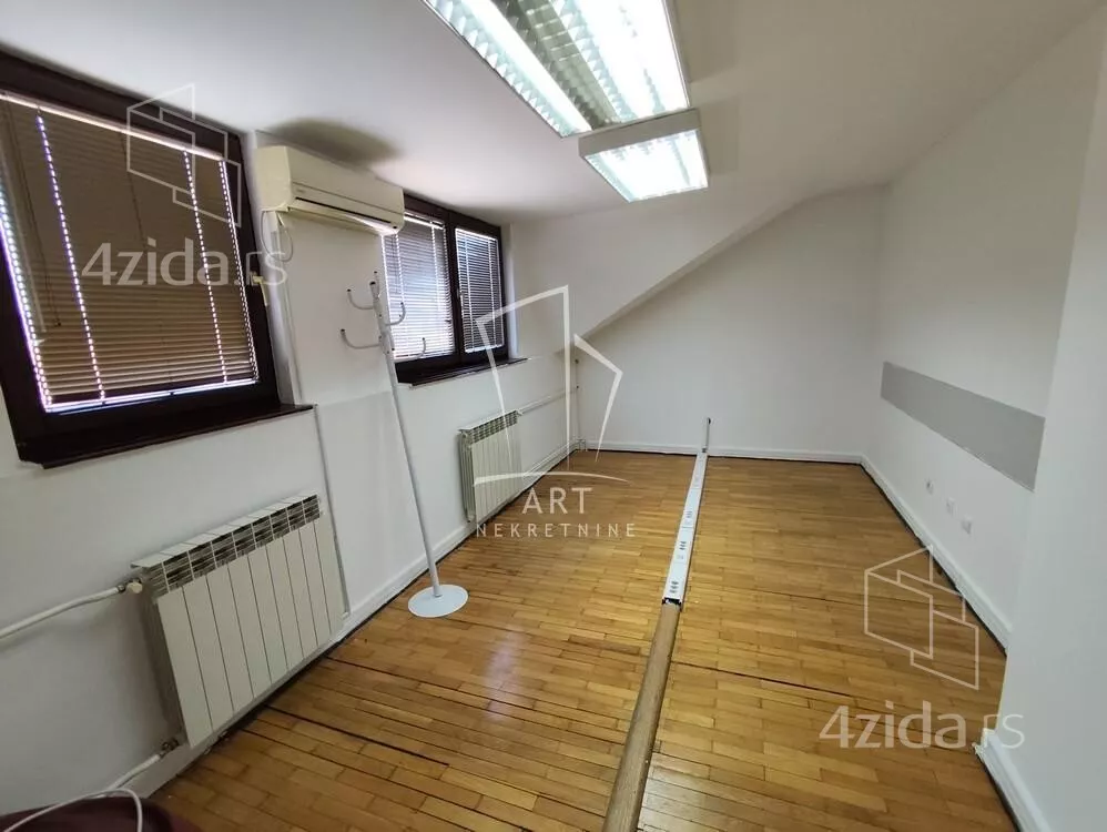 4-etažna kuća | 4zida