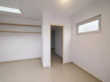 17. oktobra | 4zida.rs