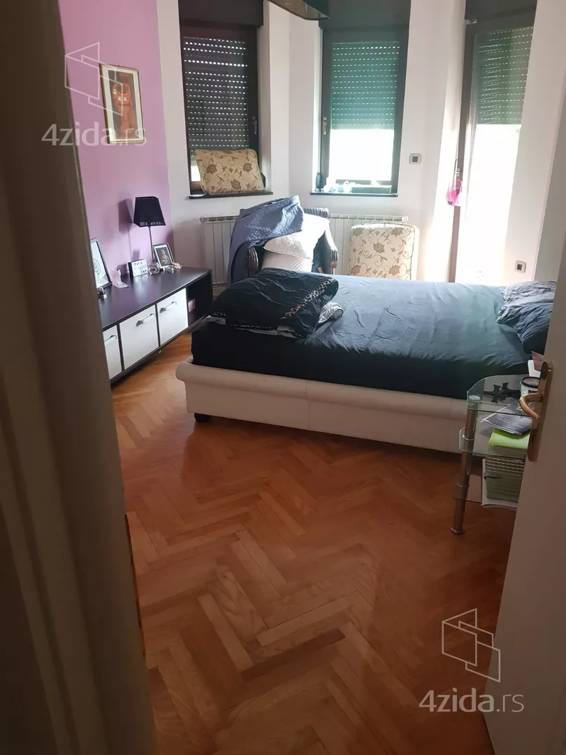 3-etažna kuća | 4zida