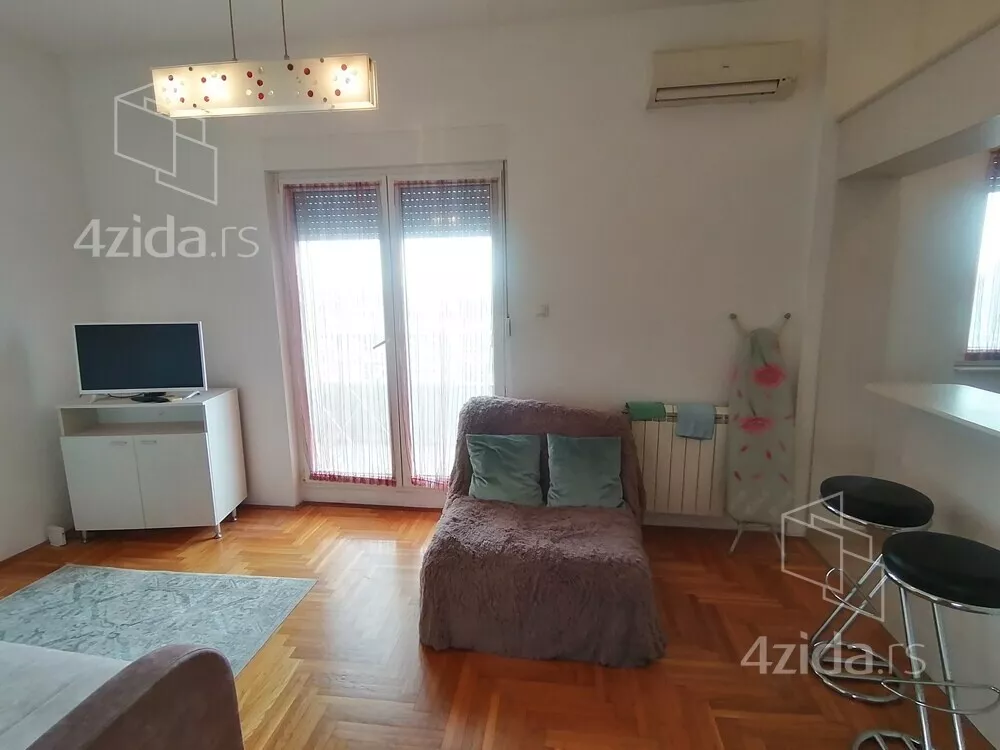 Garsonjera | 4zida