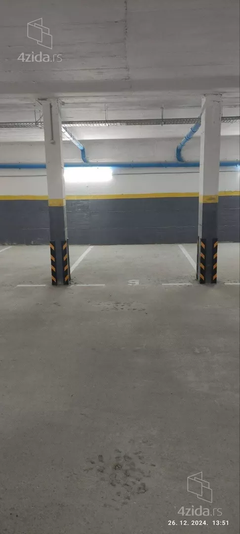 Garaža | 4zida