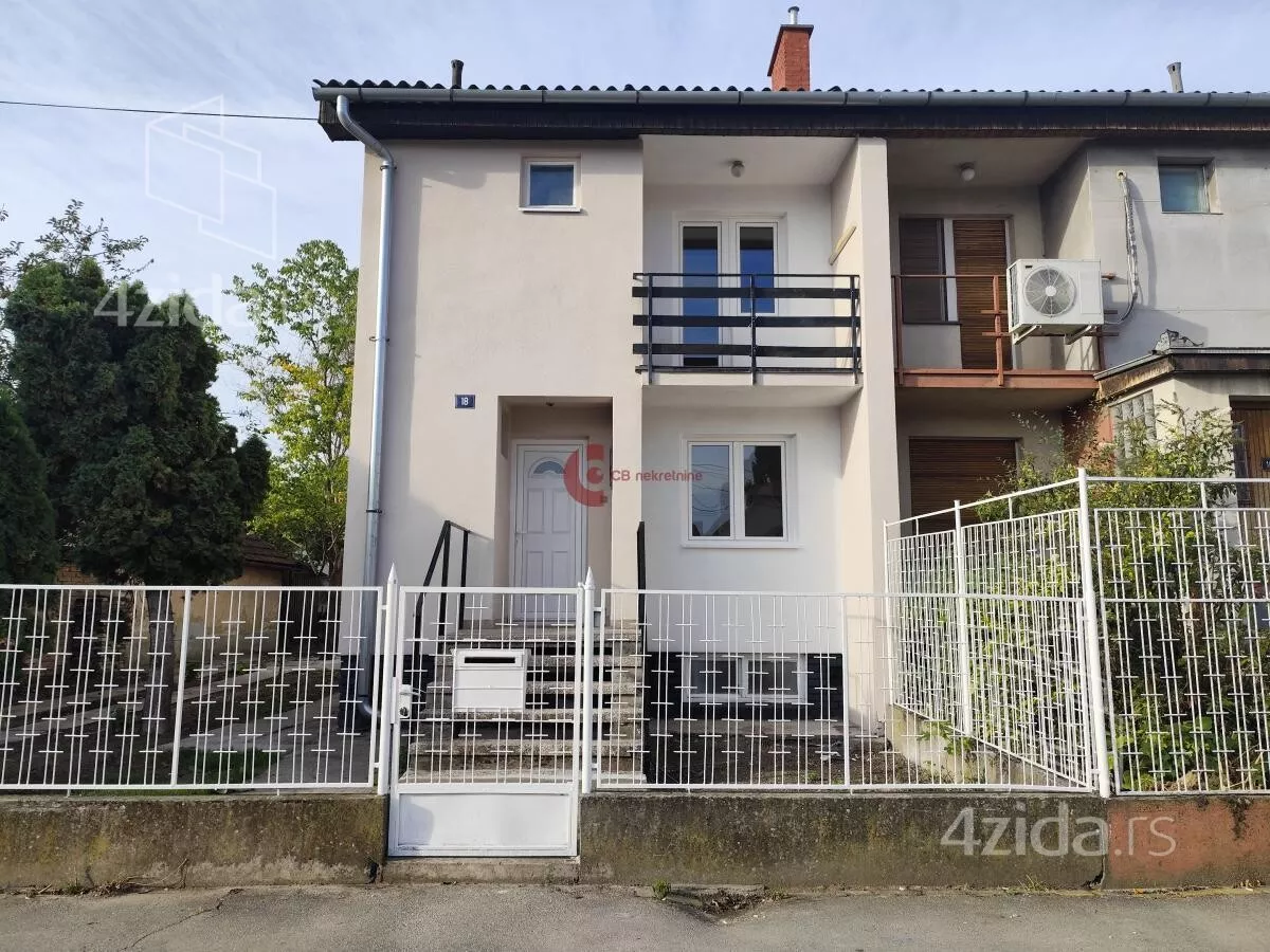 Kuća | 4zida