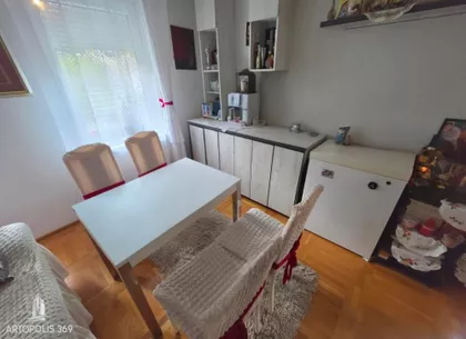 Kneževac | 4zida.rs