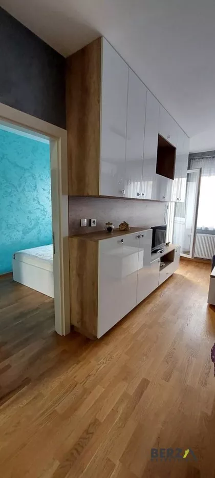 Rotkvarija | 4zida.rs