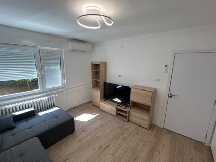 Omladinskog Pokreta 4b | 4zida.rs