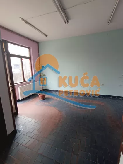 Učiteljska | 4zida.rs