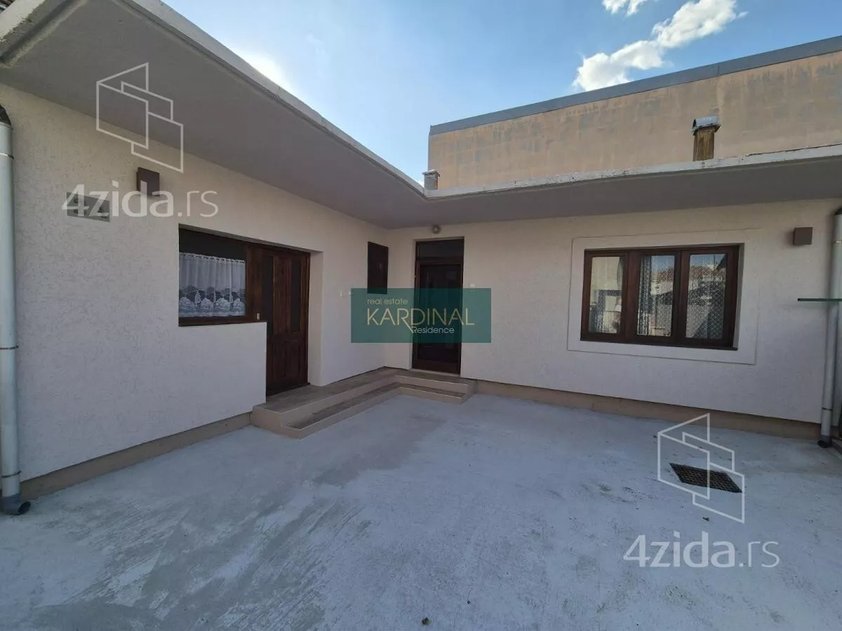 Kuća | 4zida