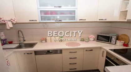 Dragana Rakića | 4zida.rs