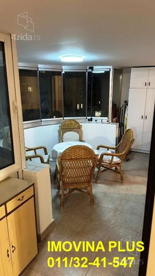 Troiposoban stan | 4zida