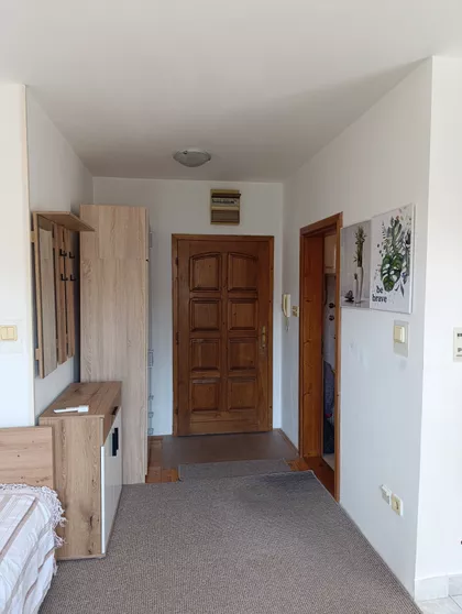 Lasla Gala 11 | 4zida.rs