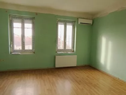 Makova Sedmica | 4zida.rs