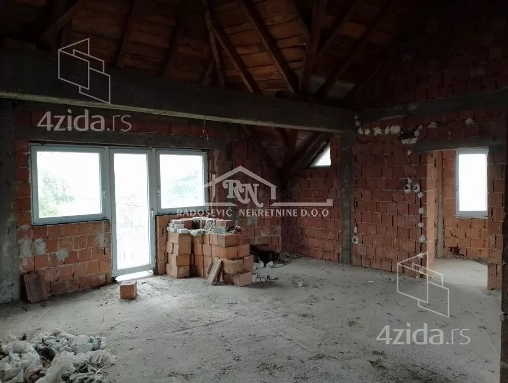 3-etažna kuća | 4zida