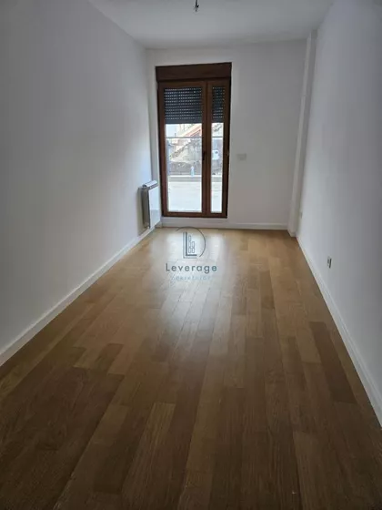 Slavujev Venac | 4zida.rs