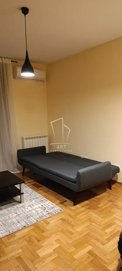 Rada Neimara | 4zida.rs