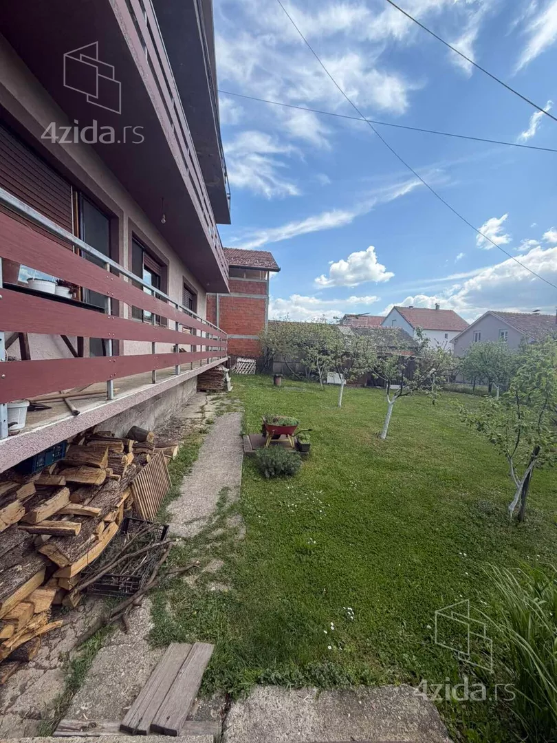 3-etažna kuća | 4zida