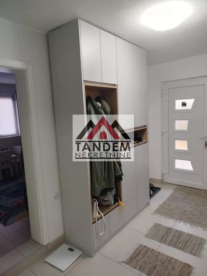 Donji Komren | 4zida.rs