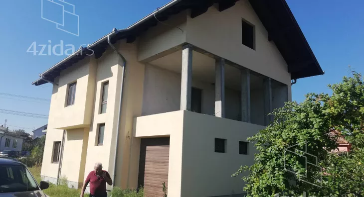 2-etažna kuća | 4zida