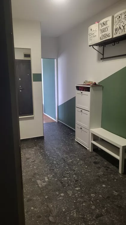 Ustanička | 4zida.rs