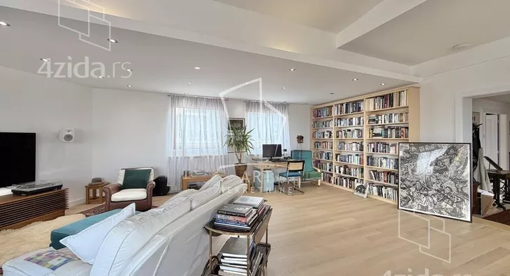 Četvoroiposoban stan | 4zida