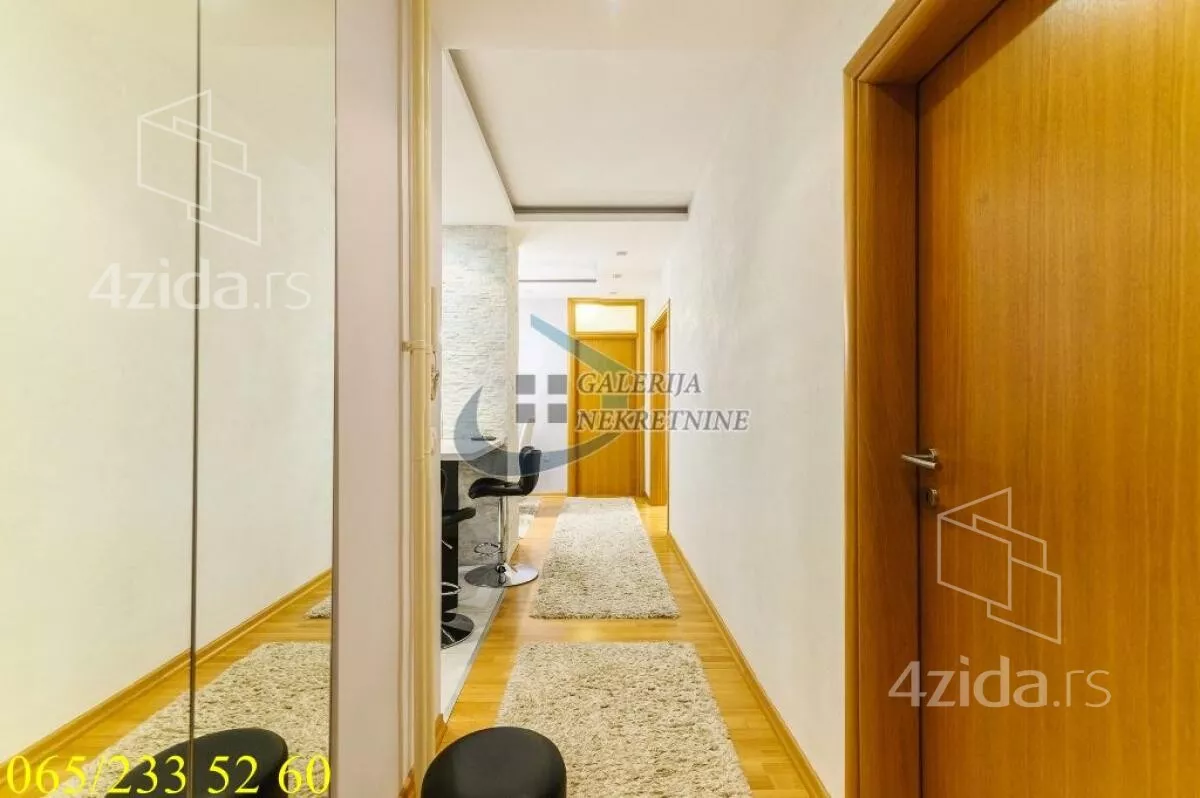 Troiposoban stan | 4zida