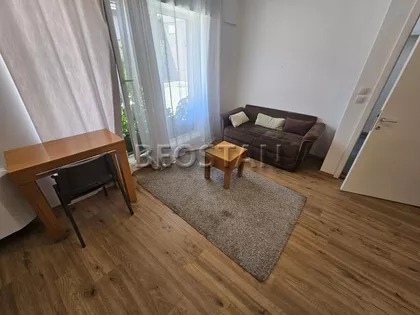 Sremska | 4zida.rs