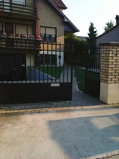 Gradske lokacije | 4zida.rs