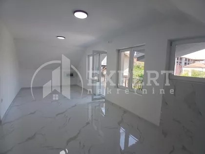 Cetinjska | 4zida.rs