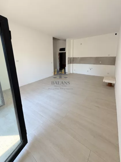 Novi Banovci | 4zida.rs