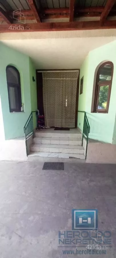 Kuća | 4zida