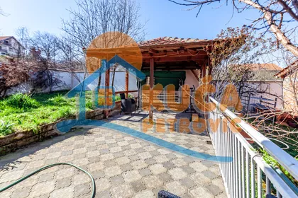 Njegoševa | 4zida.rs