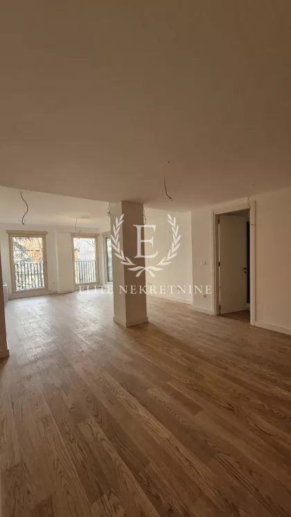 Kalenić pijaca | 4zida.rs