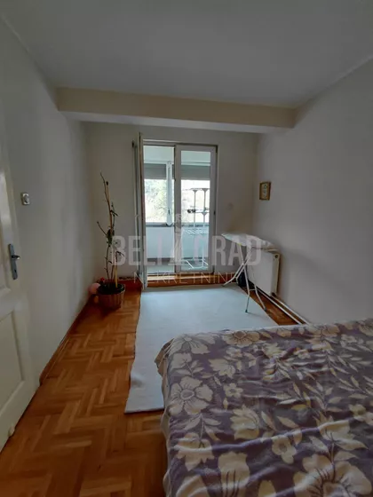 Sretena Mladenovića Mike | 4zida.rs