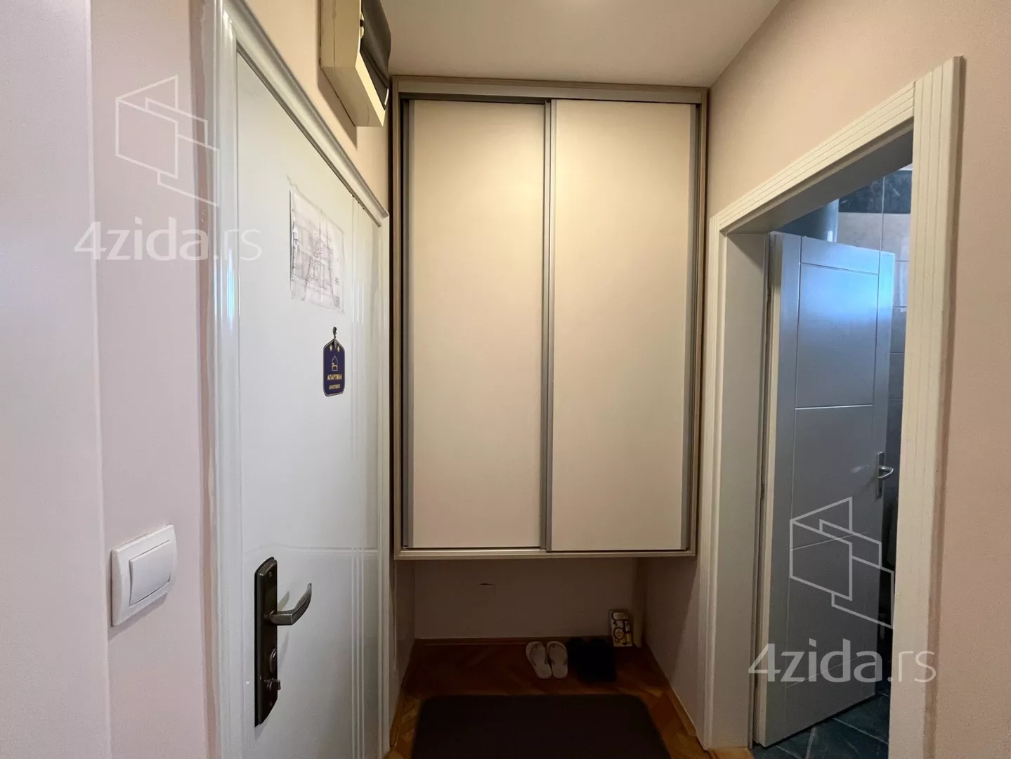 Garsonjera | 4zida
