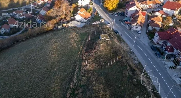Plac | 4zida