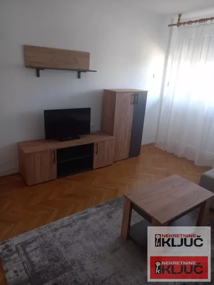 Železnička stanica | 4zida.rs