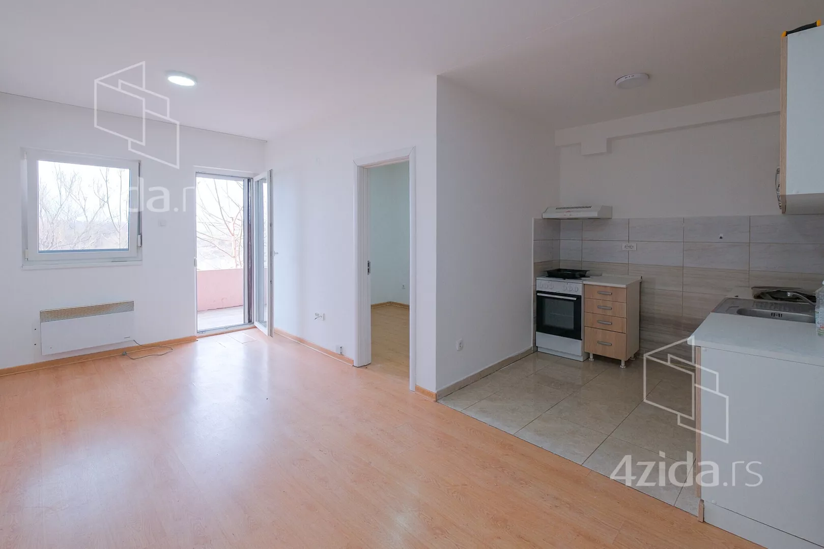 Jednoiposoban stan | 4zida