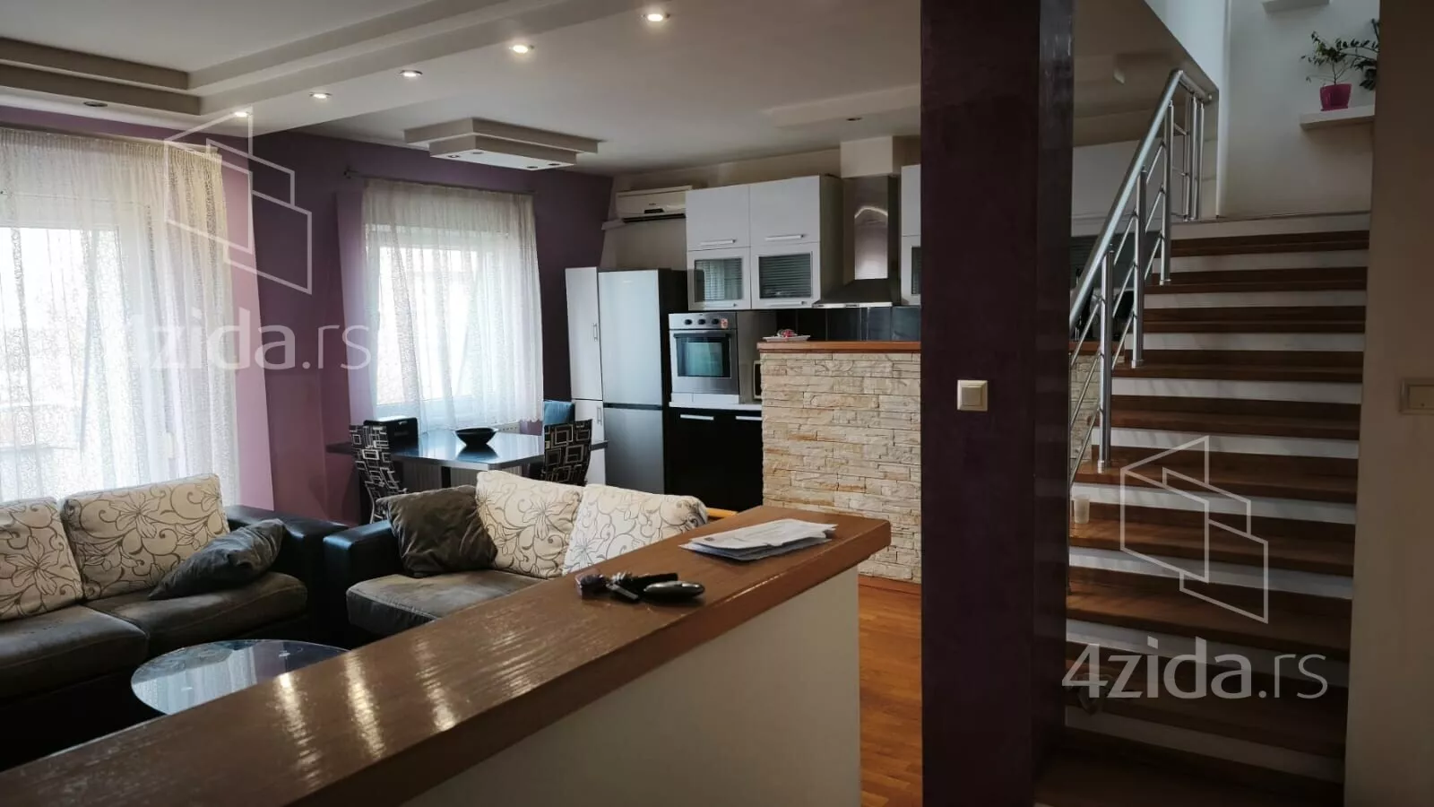 Četvorosoban stan | 4zida