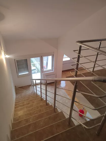 Lava Tolstoja | 4zida.rs