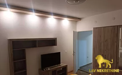 BULEVAR CARA LAZARA | 4zida.rs