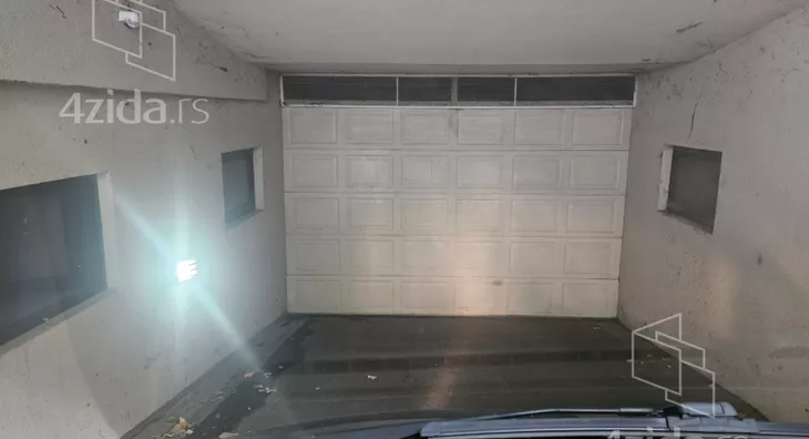 Parking | 4zida
