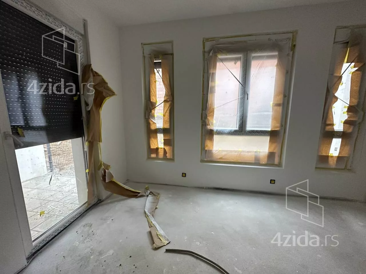 Jednoiposoban stan | 4zida